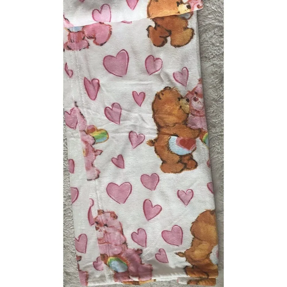 Care Bears Soft Plush Throw Blanket 50 X 70”‎ Kisses Hearts Love Valentines NEW